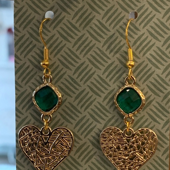 Dangle Heart Earrings - Picture 4 of 4